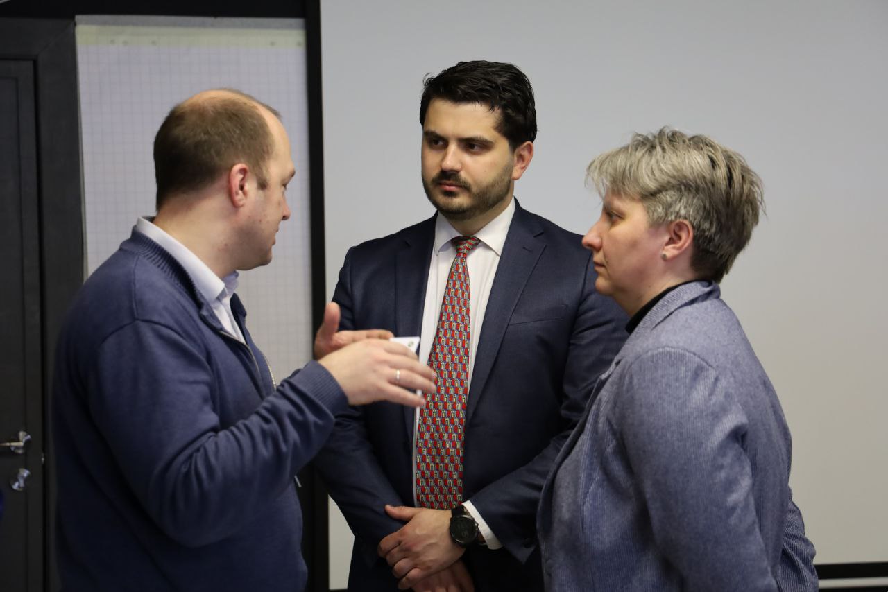 БУТБ аккредитует брокера в Смоленской области