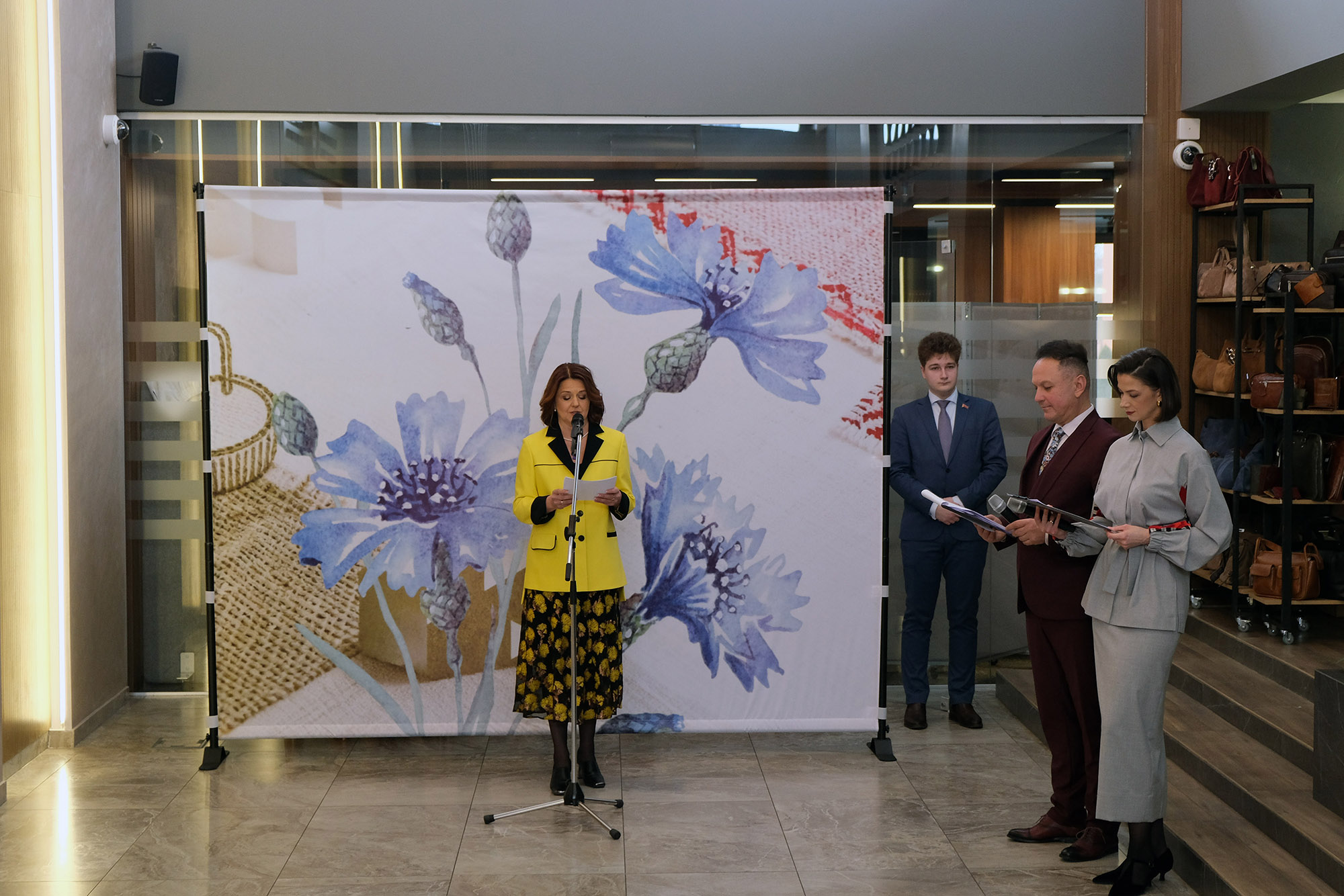 Супруга Министра иностранных дел Беларуси на праздновании 8 марта