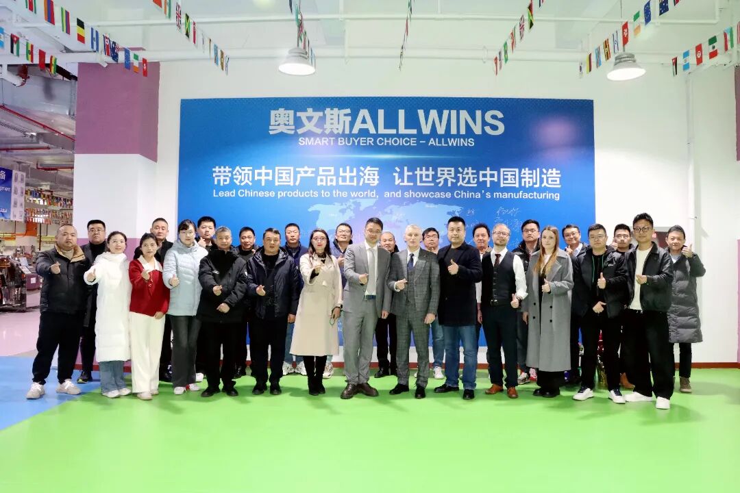 В Шанхае обсудили перспективы белорусско-китайского промышленного и торгового сотрудничества