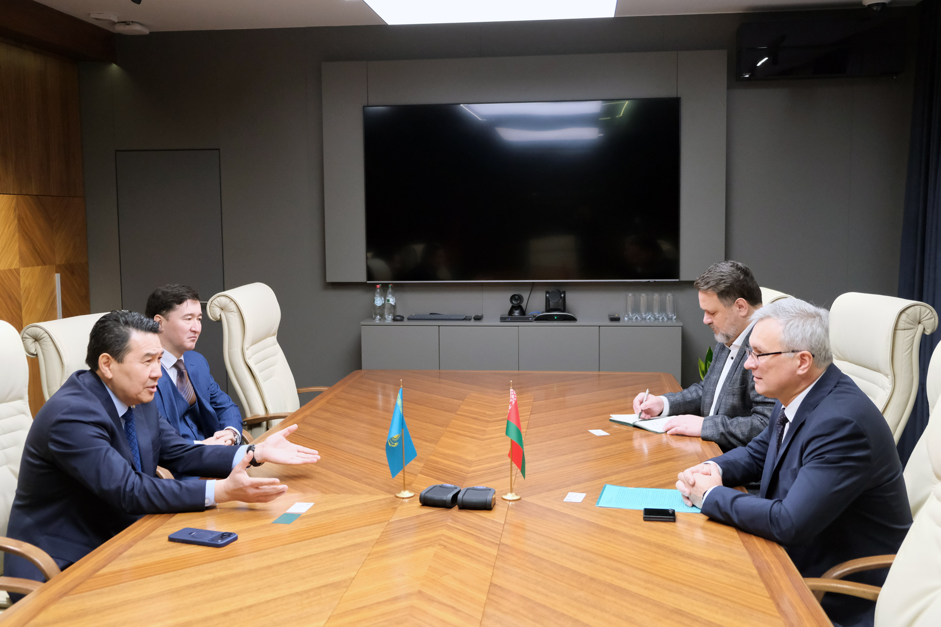 БУТБ и Экономический Суд СНГ наметили перспективные направления взаимодействия