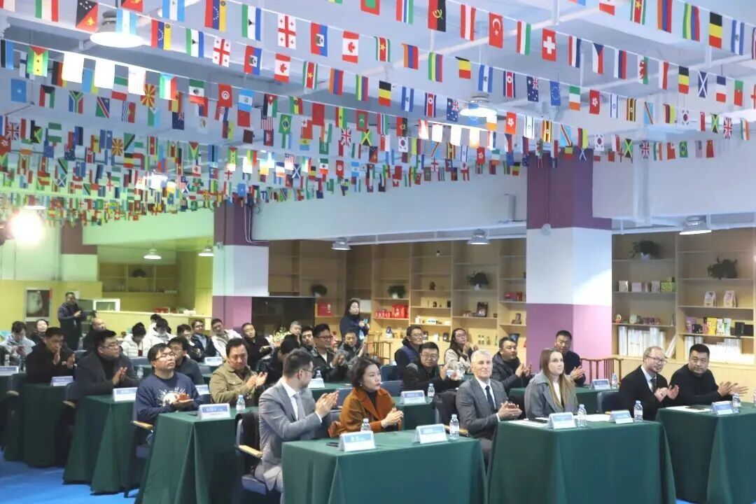 В Шанхае обсудили перспективы белорусско-китайского промышленного и торгового сотрудничества