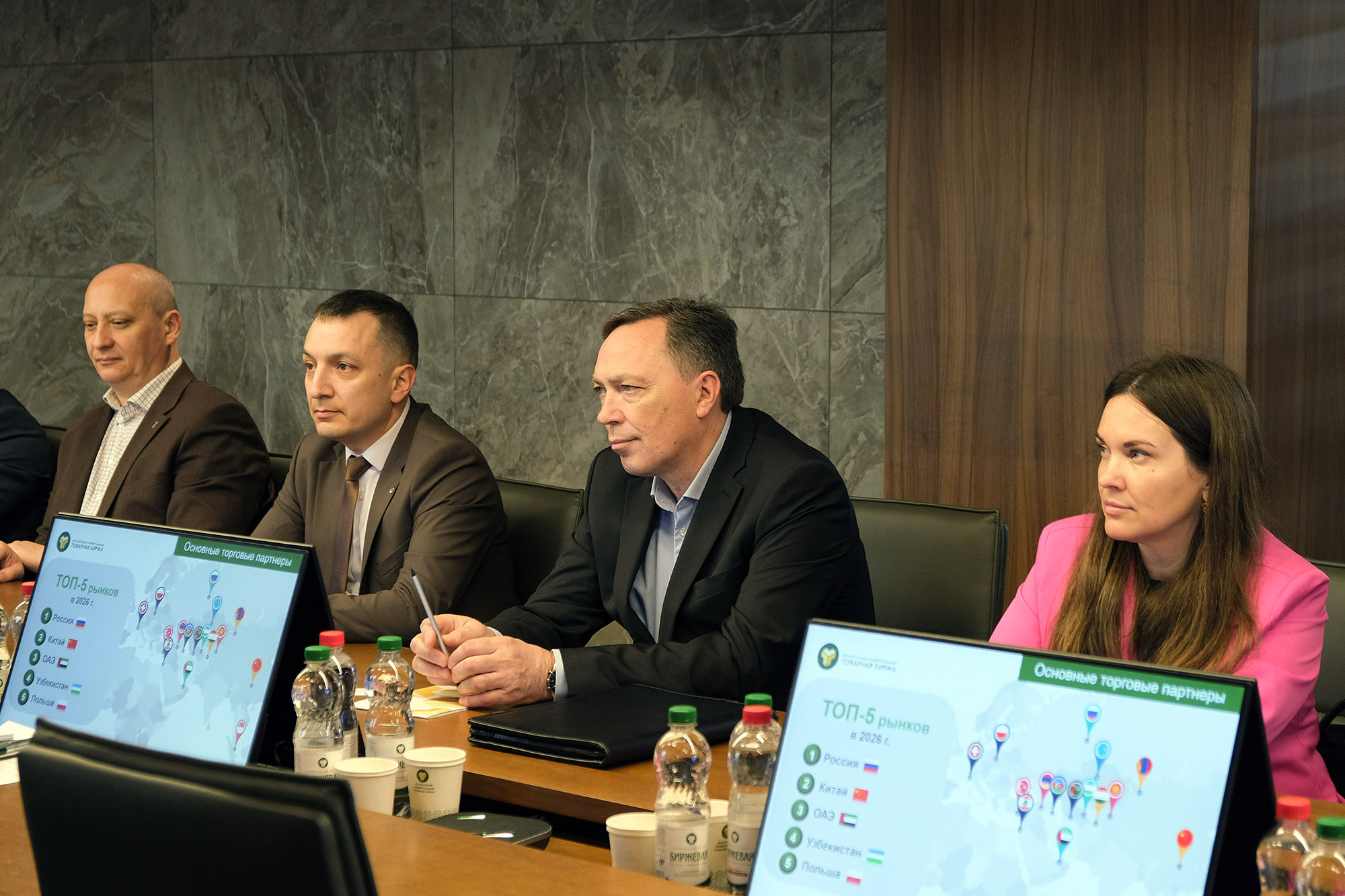 Беларусь и Татарстан будут развивать биржевую торговлю промышленными товарами 