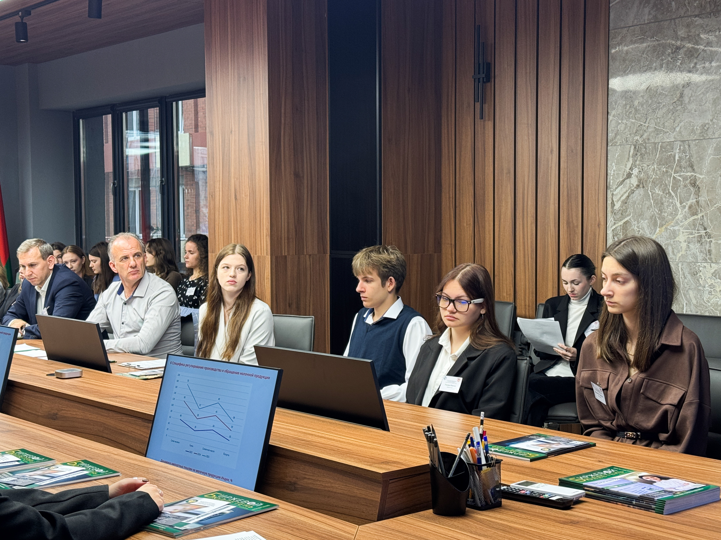 Белорусская универсальная товарная биржа и Белорусский государственный экономический университет продолжают успешное сотрудничество в рамках заключённого Соглашения