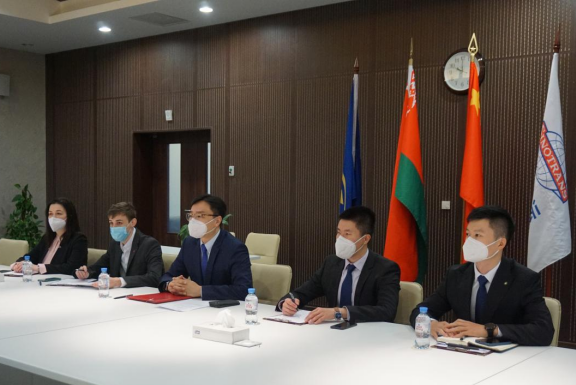 BUCE and CMCB sign MoU