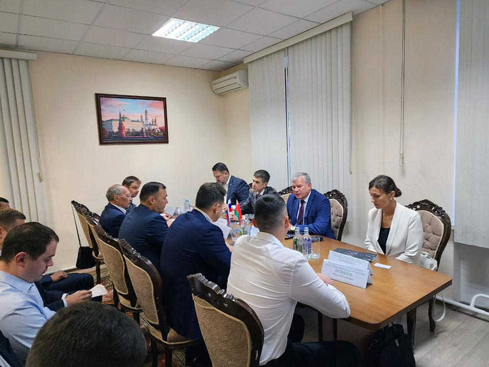 БУТБ будет сотрудничать с российским клубом молодых промышленников