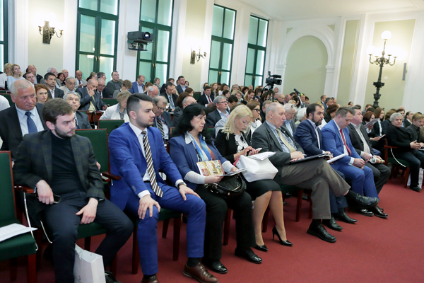 участники конференции в Москве